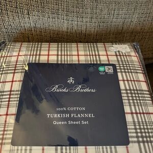 Brooks Brothers Red and Gray Sheet Set